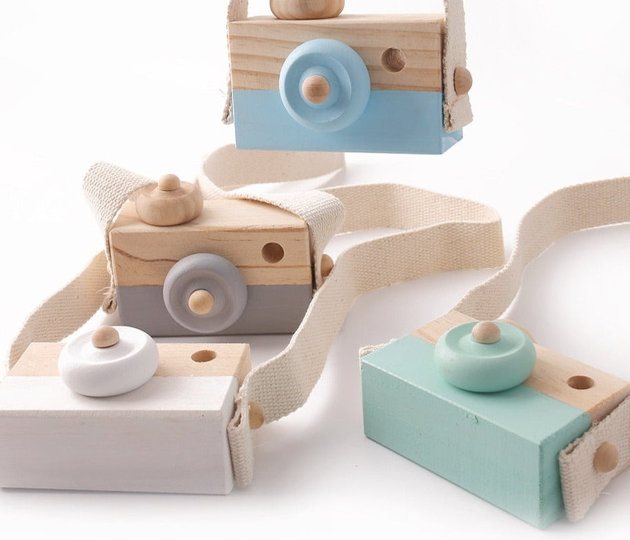 Beech Wood Camera - Montessori Toy
